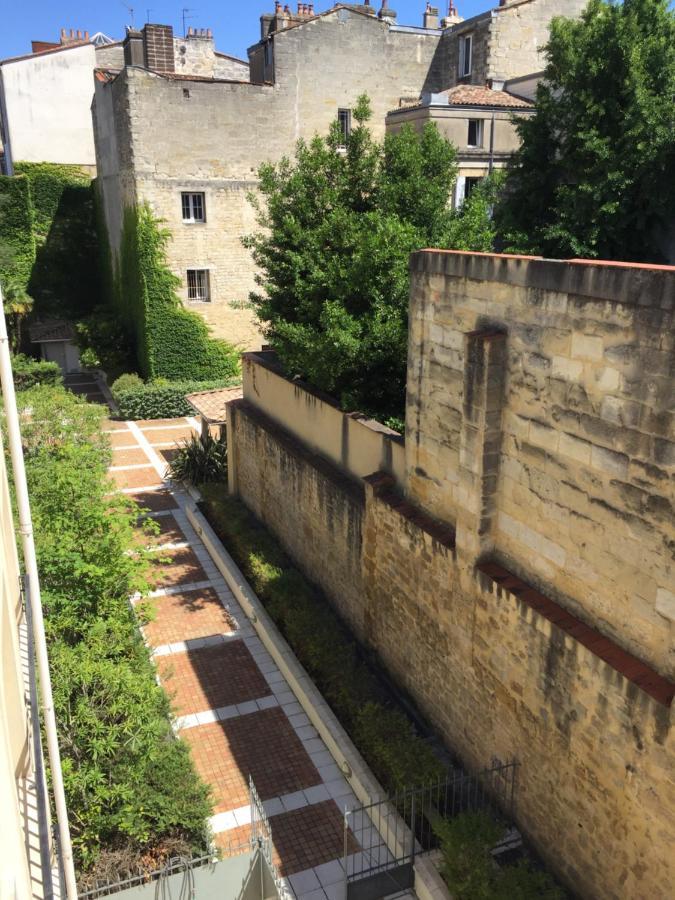 T2 Cosy Et Calme En Plein Centre Apartment Bordeaux Luaran gambar